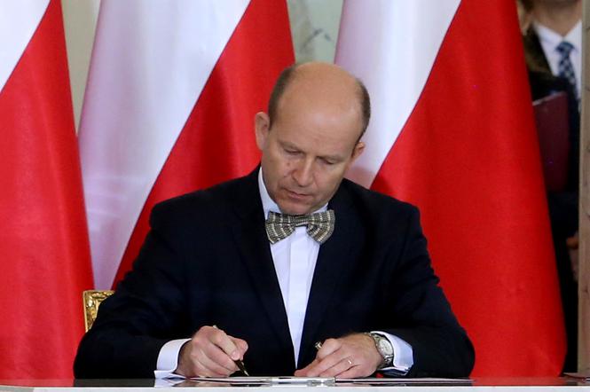 Minister oszczędza na zawałowcach