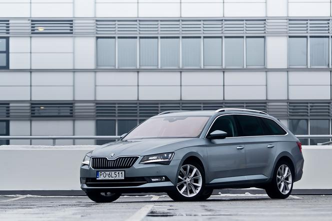 TEST Skoda Superb Combi 2.0 TDI 190 KM Style: wzorowa kombinacja na dalekie trasy