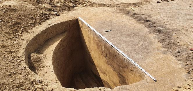 Archeolodzy odkryli neolityczne "lodówki" na północy Krakowa