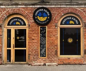 Afgańczyk chciał pomóc uchodźczyniom z Ukrainy i dać im pracę. Spotkał się z falą hejtu za nazwę restauracji, w której zatrudnił je