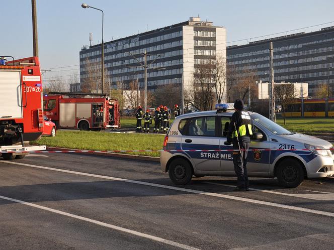 Zablokowana ul. Banacha. Rozszczelniły się butle z acetylenem!