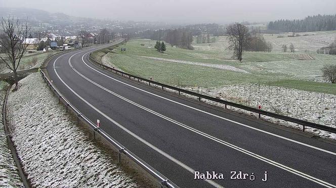 To nie żarty! Do Małopolski wróciła zima, w wielu regionach spadł śnieg