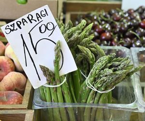  Ceny nowalijek na warszawskich bazarach szokują. Byliśmy i sprawdziliśmy ile trzeba zapłacić