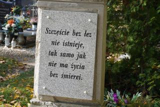 Czy opłaca się rezerwować miejsce na cmentarzu za życia w Poznaniu? To coraz bardziej modna praktyka!