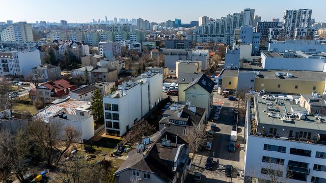 Nadbudowa kamienicy na Gocławku w Warszawie