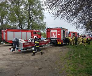 Samochód wjechał do zbiornika wodnego. Kierowca nie żyje