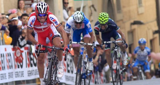 Giro d'Italia 16. etap. Przemysław Niemiec krok od zwycięstwa, Rafał Majka ósmy