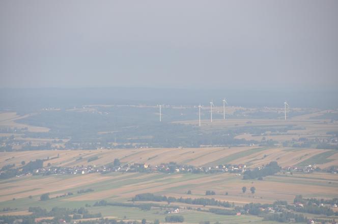 Piękne Góry Świętokrzyskie widziane ze słynnej wieży