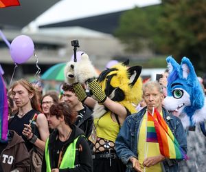 Marsz Równości w Katowicach 2025. Setki ludzi przeszło ulicami miasta. Były protesty