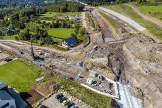 Trasa S1 będzie przecinać przełęcze i pola pomiędzy górami w Beskidach