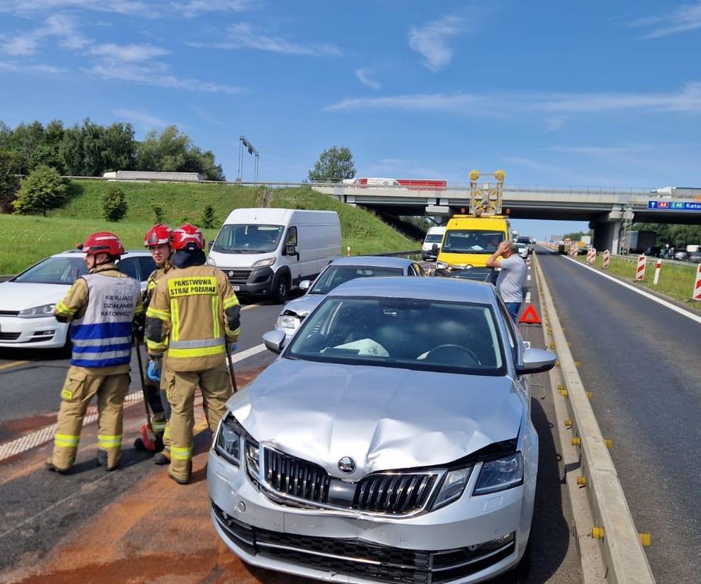 Zablokował korytarz życia po karambolu! Incydent z autostrady A4 bulwersuje Polaków