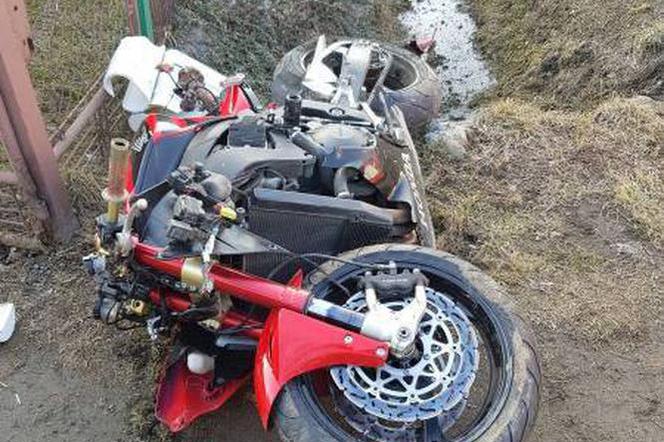 Wypadek w Mokrej Wsi, zginął motocyklista