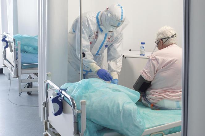 Prawie 27 tys. hospitalizacji z powodu COVID-19 w 2021 r. w szpitalach regionu