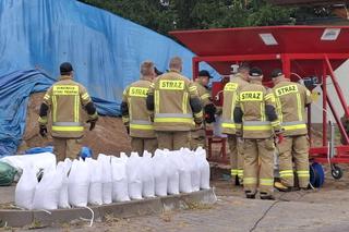 Kalisz. Miasto szykuje się na intensywne opady deszczu. Mieszkańcy odbierają worki z piaskiem