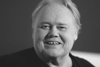 Louie Anderson z serialu Świat według Ludwiczka nie żyje. Komik miał 68 lata