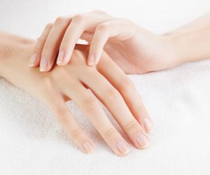 Ładne paznokcie – pielęgnacja krok po kroku. Sposoby na zdrowe paznokcie