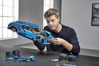 Bugatti Chiron z klocków LEGO