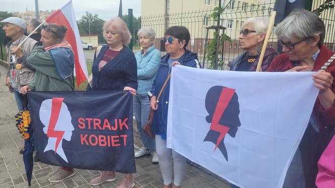 „Ani Jednej Więcej”. W Olsztynie setki osób protestowały po śmierci Doroty [ZDJĘCIA]