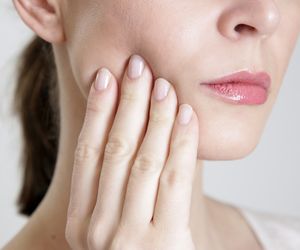 Zespół Costena, czyli zespół bolesnego stawu skroniowo-żuchwowego 