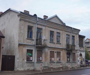 Opuszczona willa była chlubą okolicy. Szary moloch straszy przy głównej ulicy Białegostoku