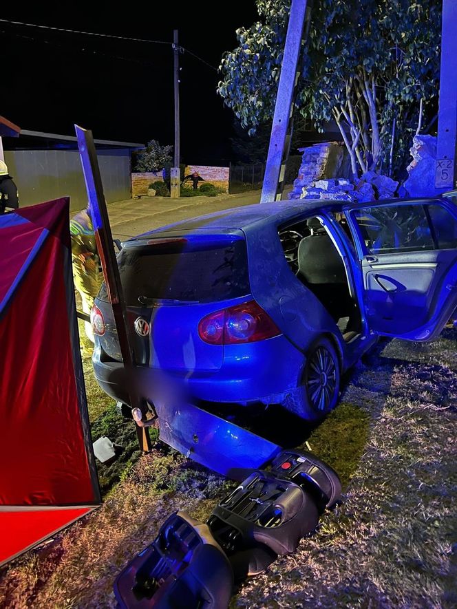 Śmiertelny wypadek w Stoszowicach. 34-latek zginął, pasażer trafił do szpitala!