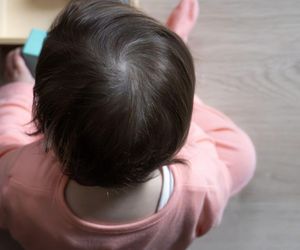 Marysia cierpi na ultrarzadką chorobę. Jej mama walczy