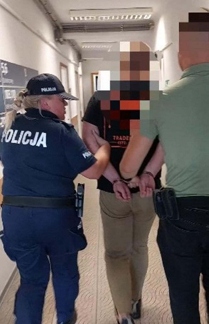 Kibolska burda na osiemnastce. W akcji policja, 5 osób zatrzymanych