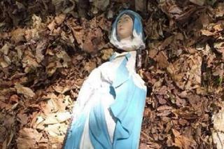 Bochnia. 19-latek zniszczył zabytkową figurkę Matki Boskiej. Zdumiewający powód