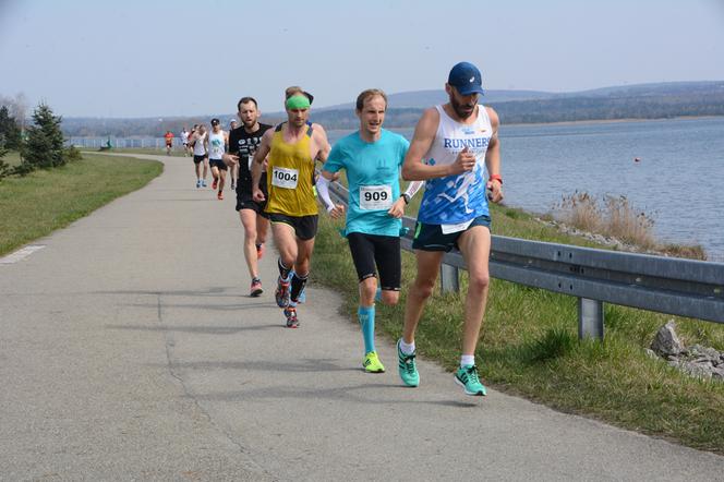 Przed nami 13 Półmaraton Dąbrowski. Ruszyły treningi przygotowujące do biegu 