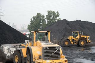 W składach węgla brakuje ekogroszku. Co na to PGG?