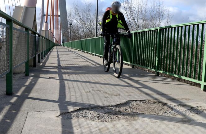 Most Siekierkowski do remontu. ZDM zdradził, co nowego będzie się działo na drogach w tym roku