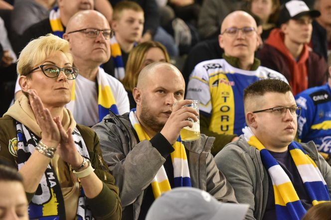 PRES Grupa Deweloperska Toruń - Betard Sparta Wrocław, zdjęcia kibiców i zawodników z Motoareny