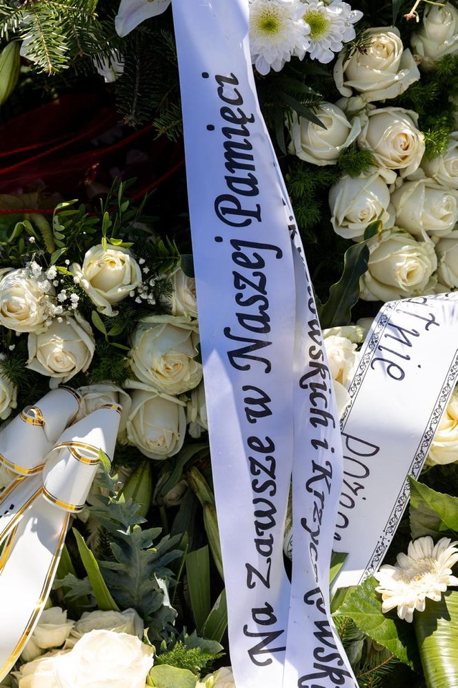 Koszulka klubowa i kij do hokeja spoczęły w grobie Natana. Gniezno żegna 18-latka