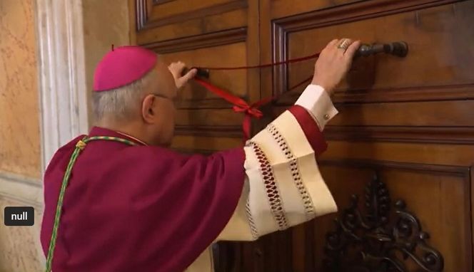 Opieczętowanie Papieskich Apartamentów