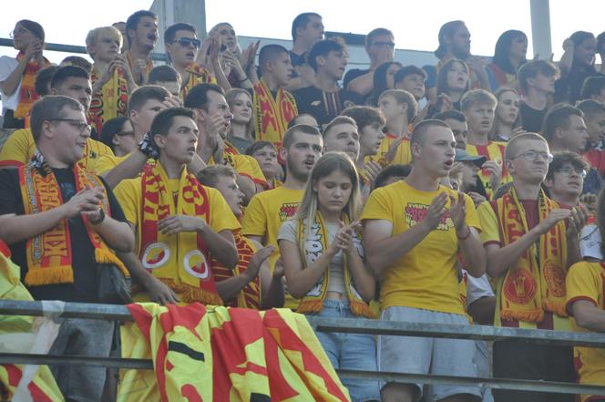 Korona Kielce - Cracovia. Zdjęcia kibiców podczas meczu. 10 sierpnia 2024