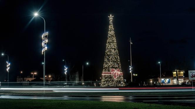 Koszalin rozbłysł na święta! Czy w tym roku zostanie Świetlną Stolicą Polski?