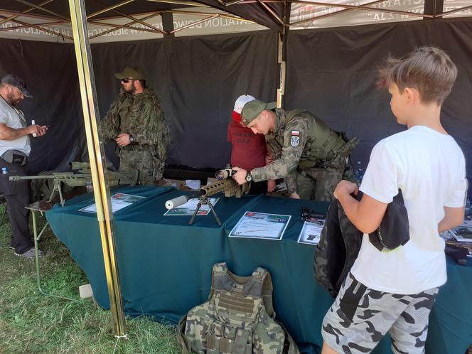 Zobacz zdjęcia z Pikniku Wojskowego z okazji święta 18. Batalionu Dowodzenia w Siedlcach