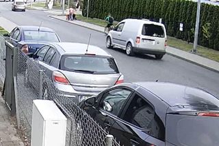 Wyprzedzając nastolatka na skrzyżowaniu, kobieta zajechała mu drogę