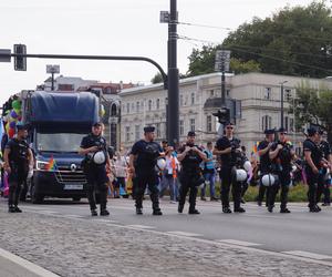 III Bydgoski Marsz Równości 2024. Rozśpiewany tłum przeszedł ulcami miasta