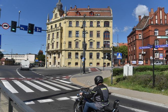 Strzelał do ludzi w Toruniu. Dziennikarz Marcin Lewicki jednym z poszkodowanychStrzelał do ludzi w Toruniu. Dziennikarz Marcin Lewicki jednym z poszkodowanych