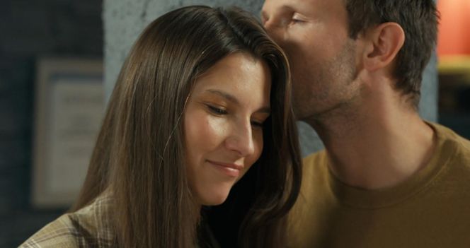 Barwy szczęścia odc. 3232. Regina (Kamila Kamińska), Franek (Mateusz Banasiuk)