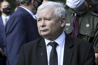 Kaczyński wyszedł wieczorem z domu i stało się coś okropnego! Potrzebna była karetka!
