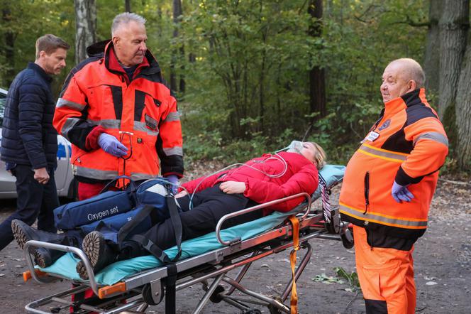 Na Wspólnej, odcinek 3389: Daria (Patrycja Topajew), ratownicy, Tadeusiak (Dariusz Wnuk)