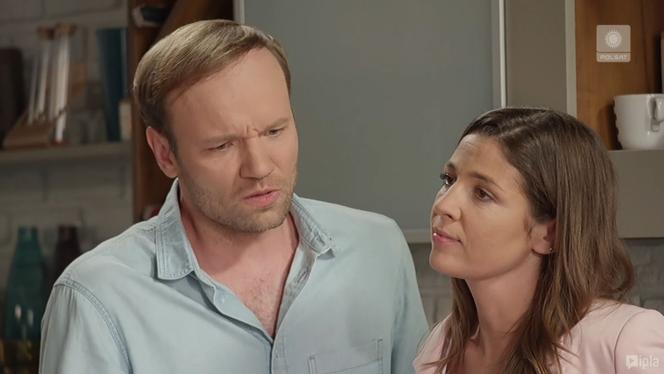 Pierwsza miłość odc. 3112. Kinga (Aleksandra Zienkiewicz), Janek (Maciej Mikołajczyk)