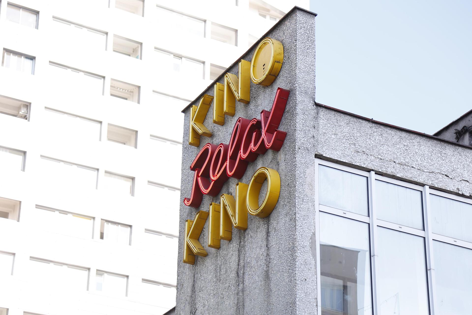 Warszawskie neony z PRL-u - zobacz zdjęcia iluminacji i sprawdź, gdzie je znaleźć