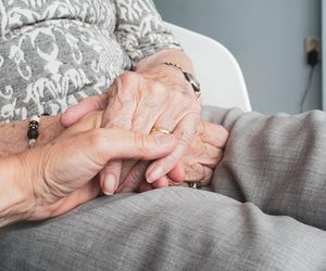 Krytyczny stan seniorki po pobycie w domu opieki. Sprawą zajmuje się prokuratura!