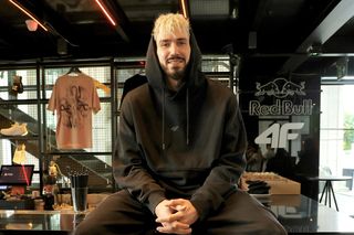 Tomasz Fornal jako projektant mody?! Siatkarz wypuszcza własną kolekcję