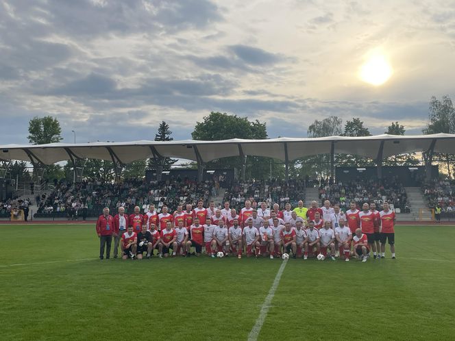 Uroczyste otwarcie stadionu w Starachowicach
