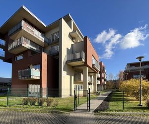 Teligi 26 w Krakowie. Blok z ukrytym balkonem