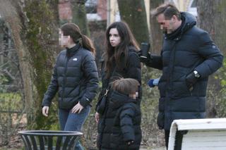 Marta Kaczyńska na spacerze z rodziną